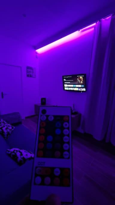 Appartement Cosy 30 M² Proche Rer B - 4 Min A Pied Aulnay-sous-Bois Kültér fotó