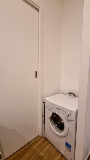 Appartement Cosy 30 M² Proche Rer B - 4 Min A Pied Aulnay-sous-Bois Kültér fotó